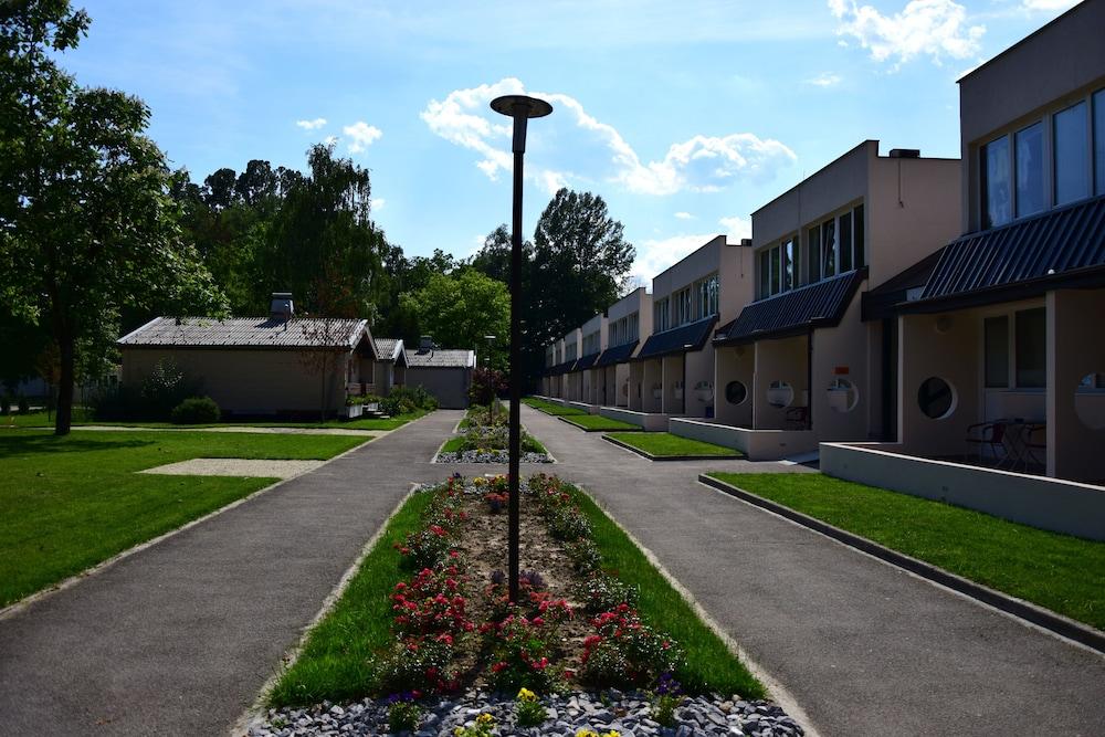 & Ljubljana