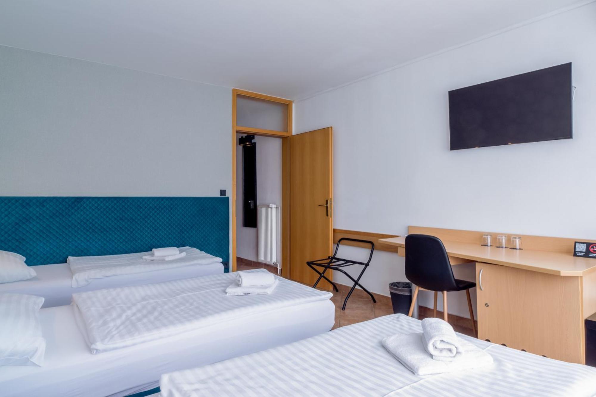 Hotel & Ljubljana