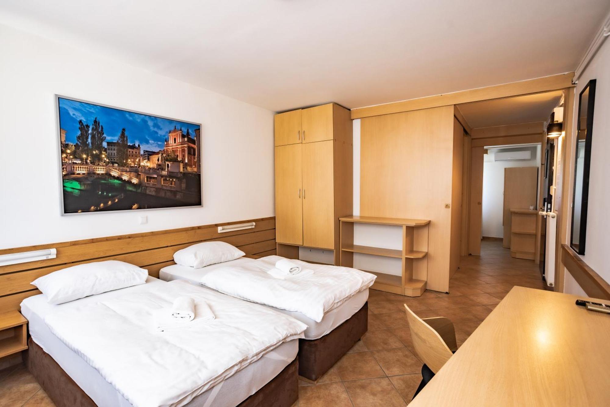 Hotel &