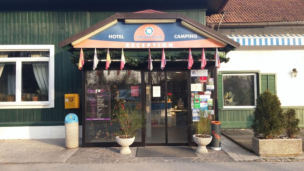 Hotel & Laibach